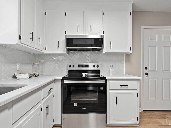 5th image of 5116 Nekole Dr