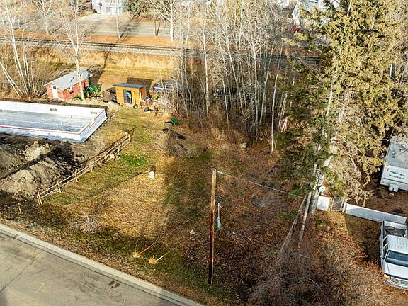5th image of 5120 48th Ave