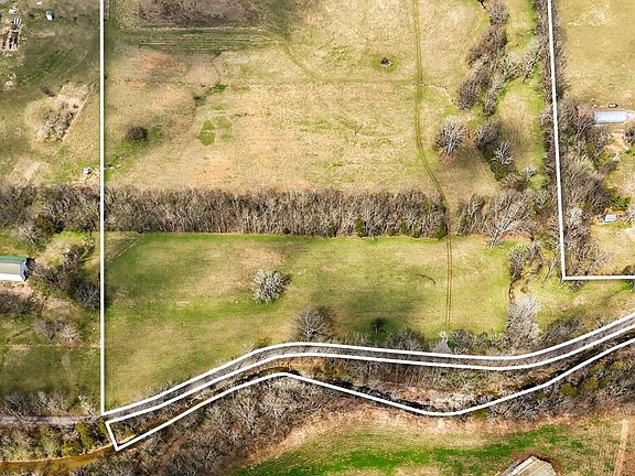 5th image of 1289 Old Hopewell Rd