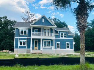 5609 Crystal Harbor Ln, Hollywood, SC 29449