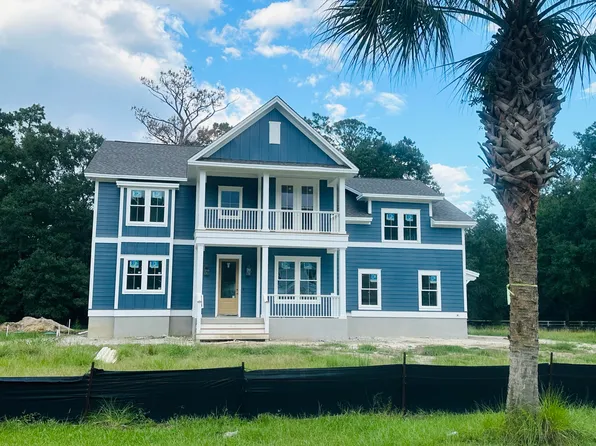 5609 Crystal Harbor Ln, Hollywood, SC 29449