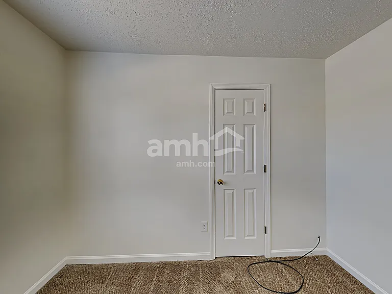 227 Penny Ln — Photo 19