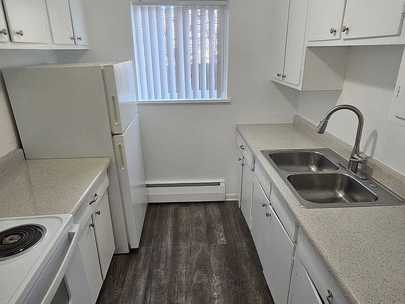 4th image of 6804 W 14th Ave #752