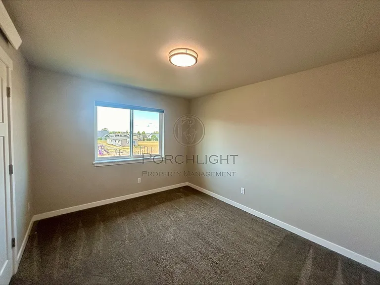 612 Mead Ave #A — Photo 8