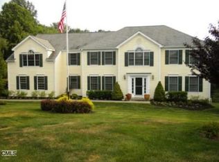 36 Mudry Farm Rd, Brookfield, CT 06804