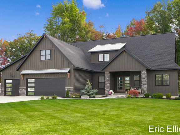 3rd image of 6270 Eaglewood Dr