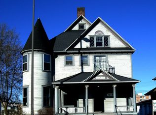 618 S Farwell St, Eau Claire, WI 54701