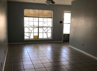 418 Far Hills Ln, Huntsville, TX 77320