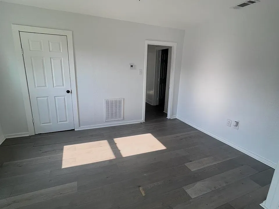 1366 Avenue A