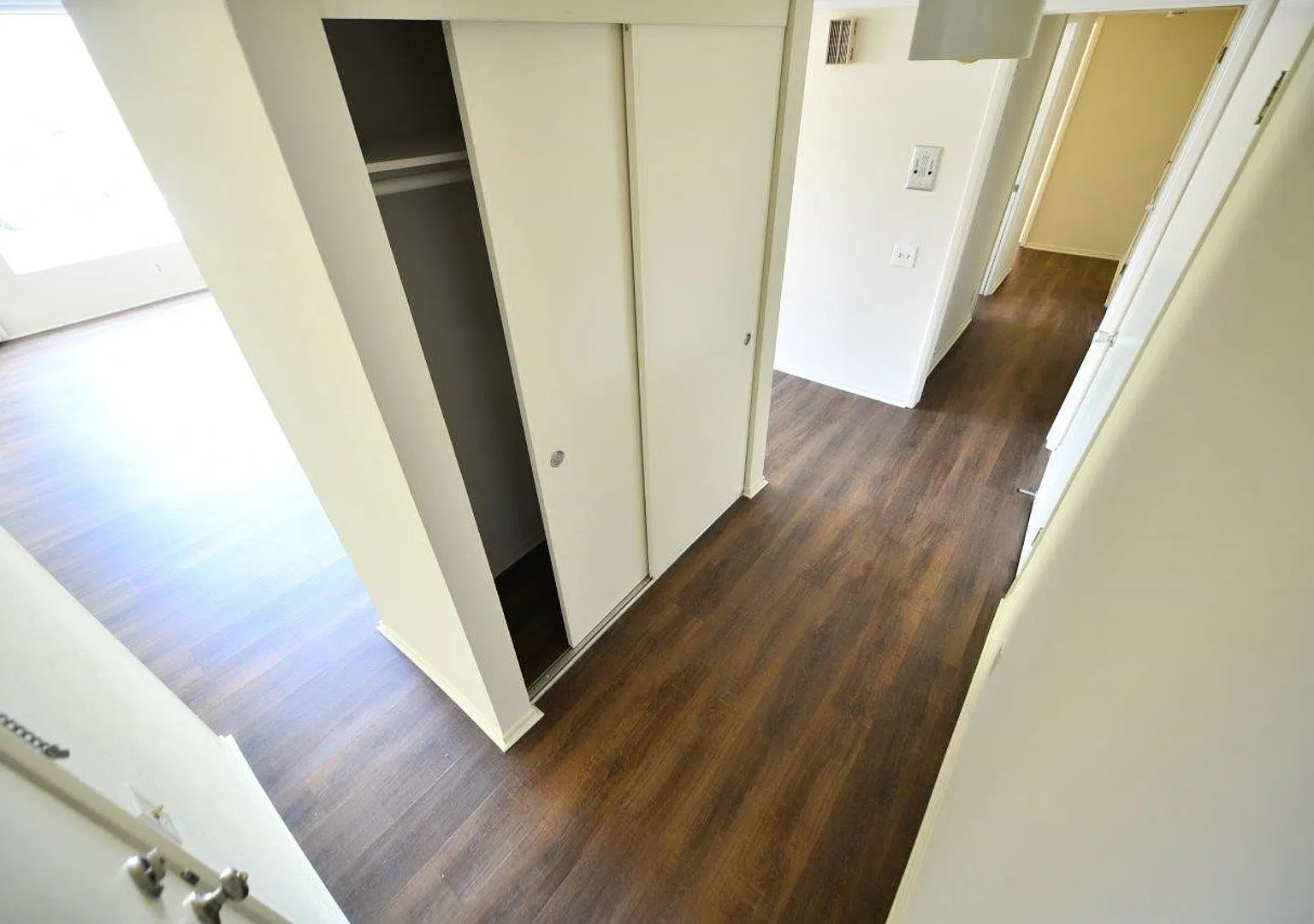 5401 Broadway Terr. — Photo 4