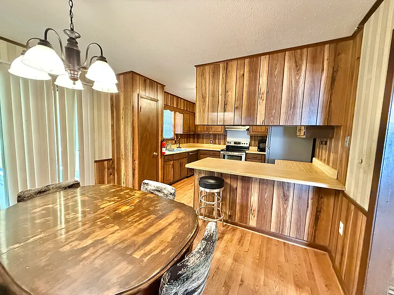 6047 Old Highway 45 — Photo 17