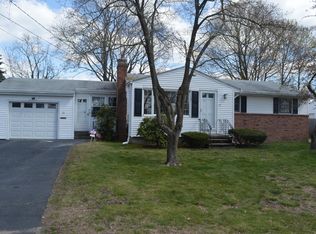 74 Ticonderoga Dr, Warwick, RI 02889