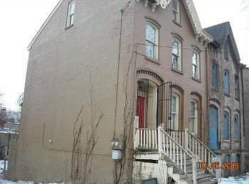 2nd image of 87 Lander St