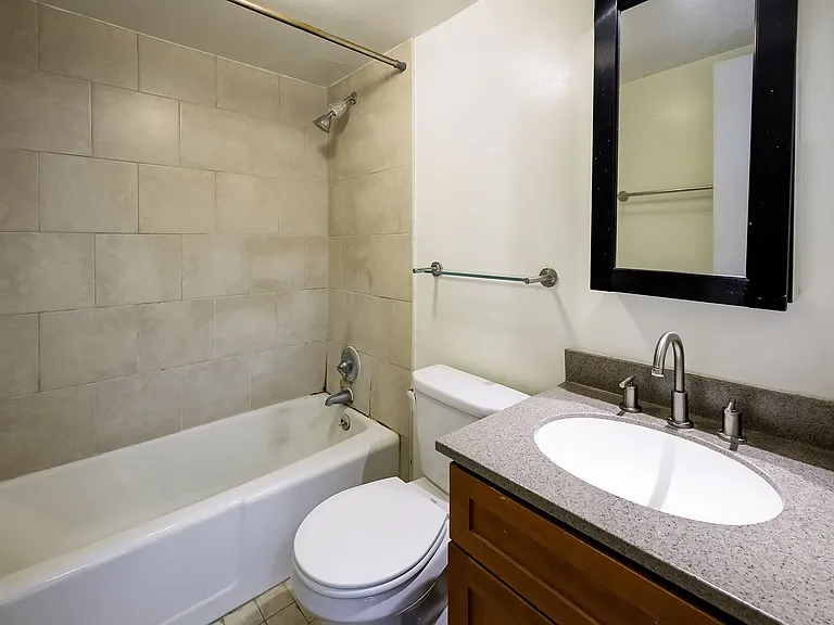 1260 21st St NW #811 — Photo 18