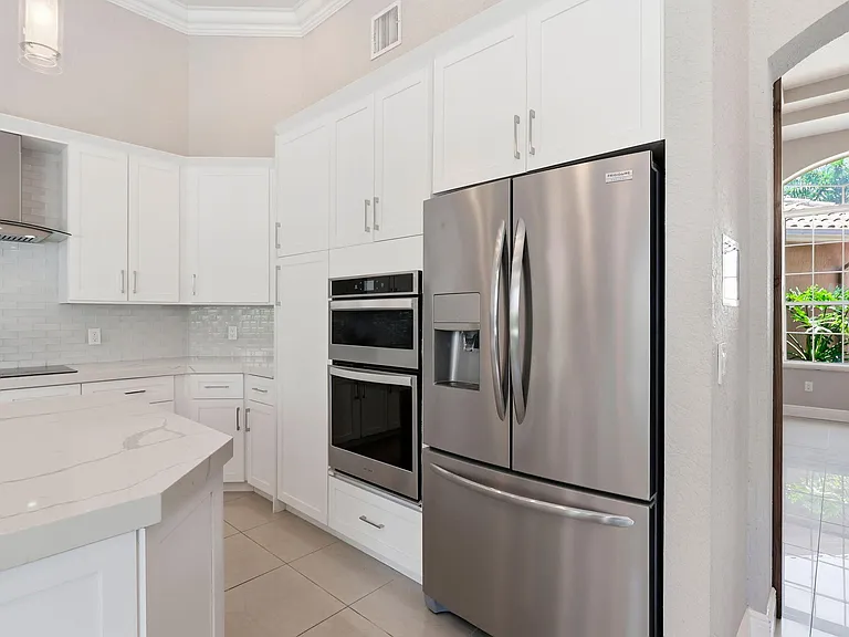 21653 Marigot Dr — Photo 29