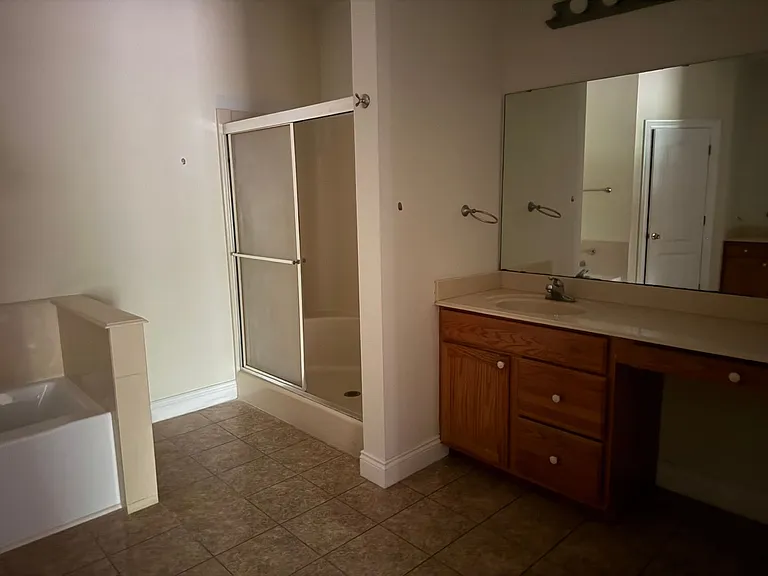 252 Dedria Ln — Photo 10