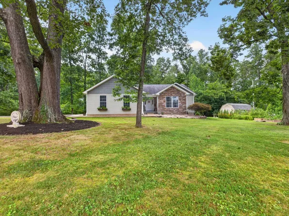 209 Heltonville Rd E, Bedford, IN 47421