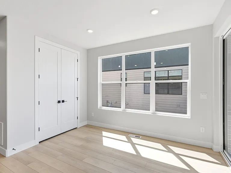 2421 N Alpine Glow Ln — Photo 33