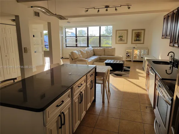 20381 NE 30th Ave #3247, Aventura, FL 33180