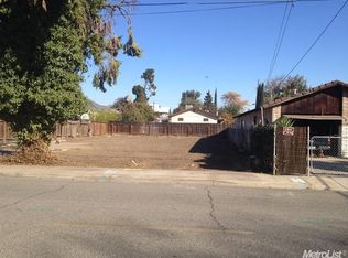 123 West Ave, Oakdale, CA 95361