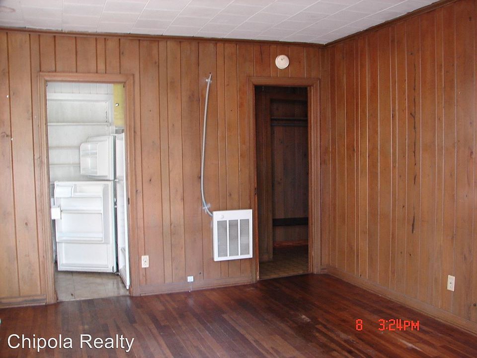 2nd image of 4292A 2nd Ave