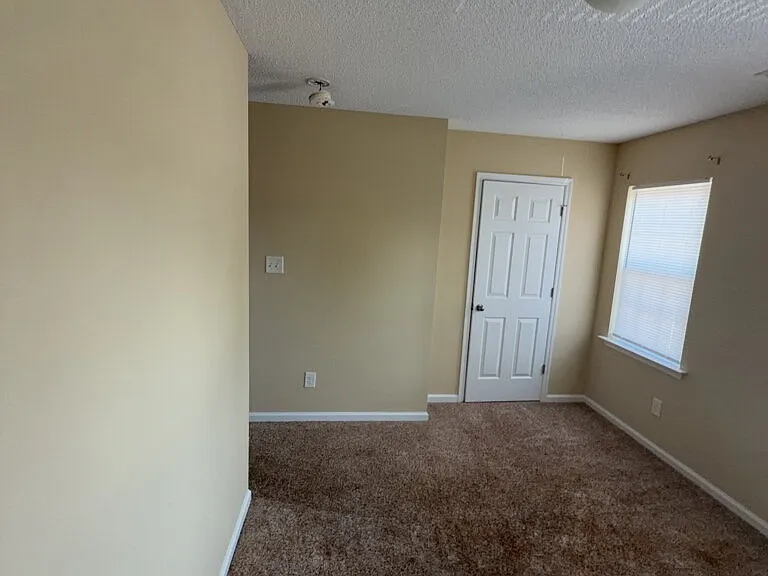7001 Grandeur Ave — Photo 13