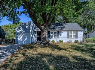 11324 E 40th St S, Independence, MO 64052