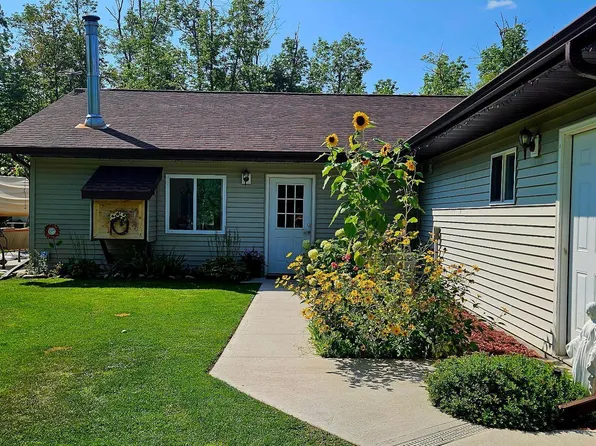 34427 W Deer Lake Rd, Deer River, MN 56636