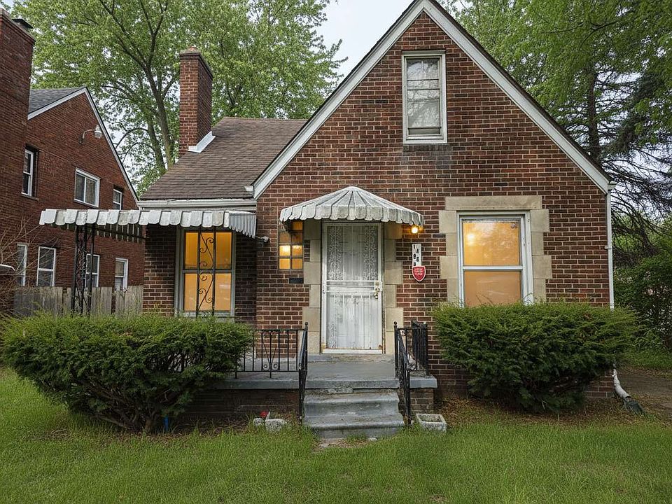 1st image of 14909 E State Fair St #1