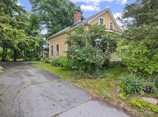 76 Woburn St, Lexington, MA 02420