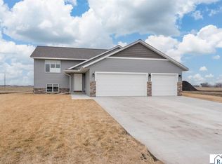 510 4th Ave SW, Mapleton, MN 56065