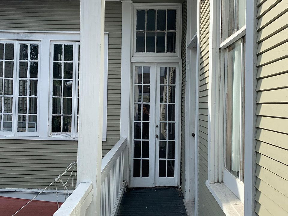 1st image of 2405 Saint Charles Ave #405
