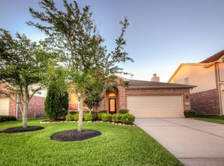 13013 Meadow Springs Dr, Pearland, TX 77584