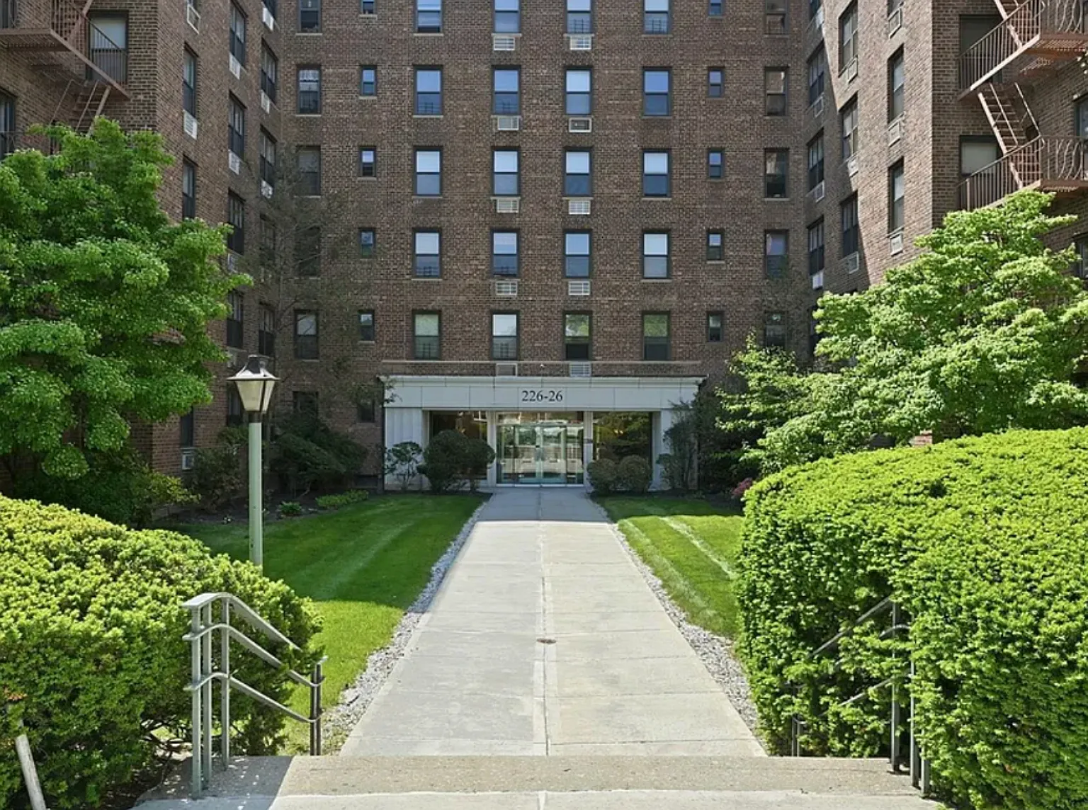 224-24 Union Turnpike — Photo 2