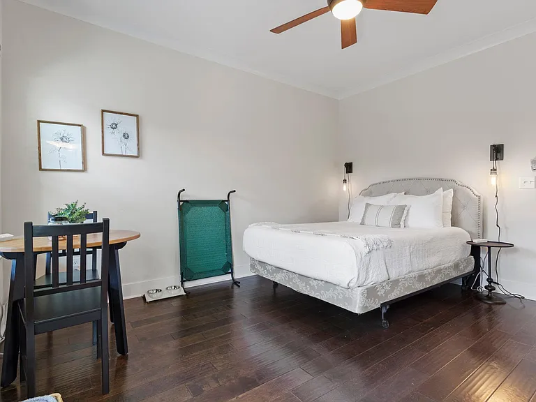 105B McCall St — Photo 41