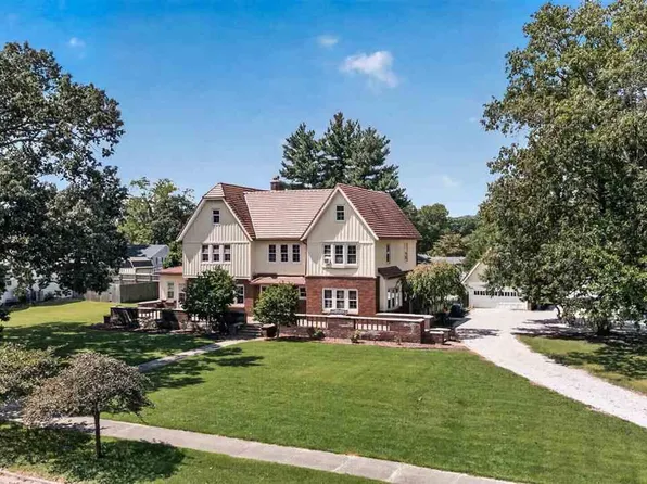 1301 S Main St, Clinton, IN 47842