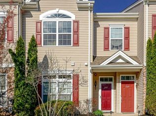 207 Raphael Ct, Williamstown, NJ 08094