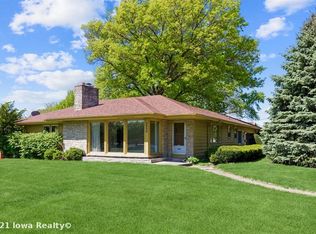 3800 Fleur Dr, Des Moines, IA 50321