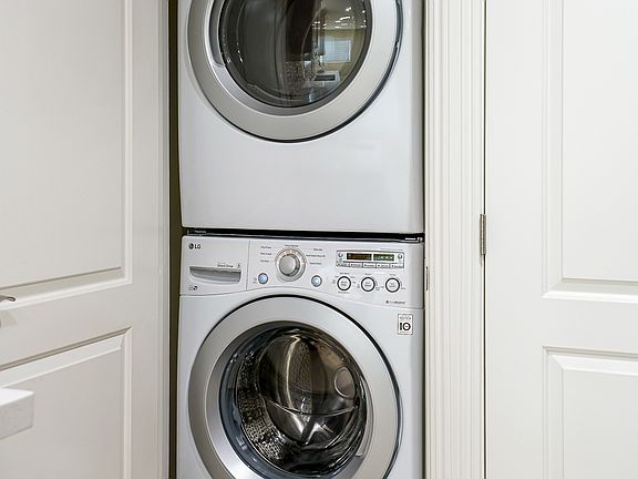3rd image of 7520 Fountain Avenue # Fl 2nd