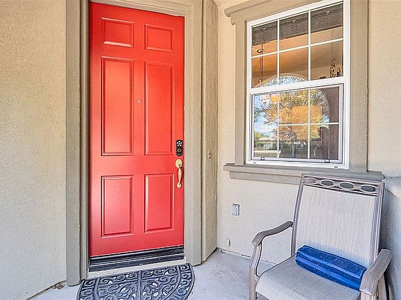 4th image of 26271 Iris Ave Unit D