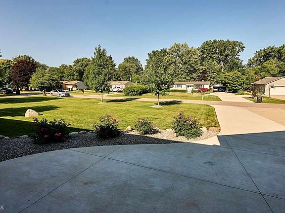 2nd image of 53151 Sula Dr
