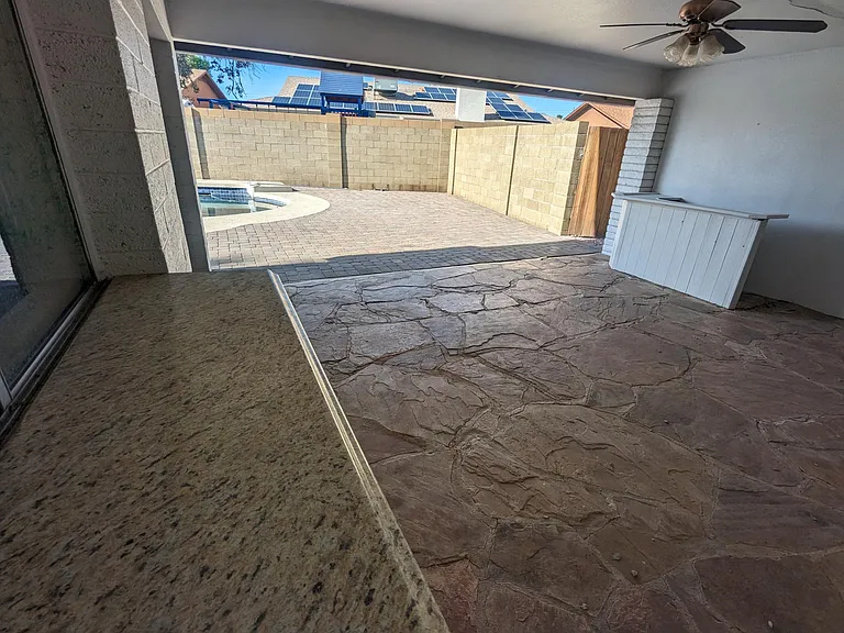 Flagstone patio