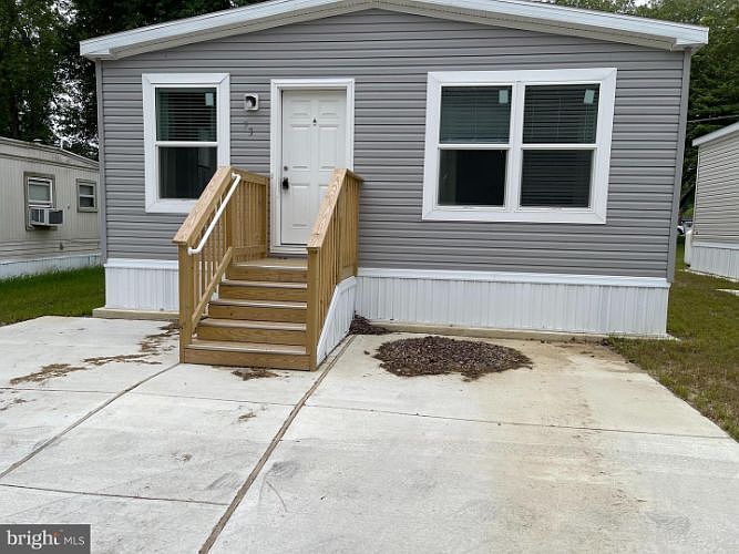 1st image of 1 Victory Ave #73