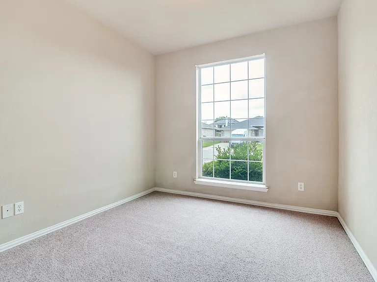 517 Skelton St — Photo 17
