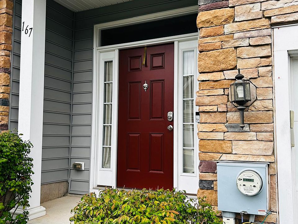 2nd image of 167 Fairfield Cir N #167