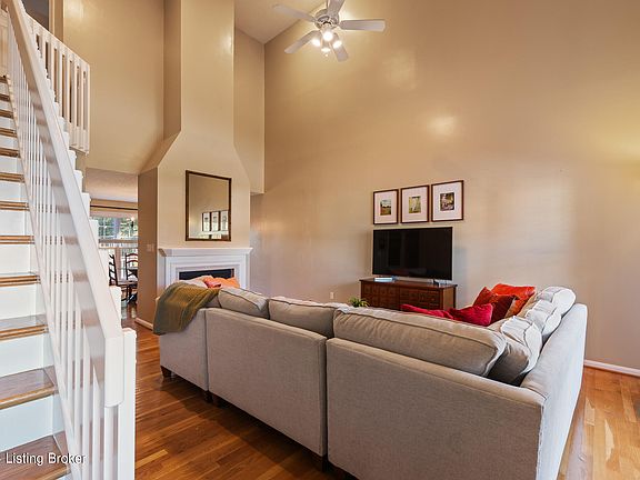 4th image of 8716 Chelmer Ln