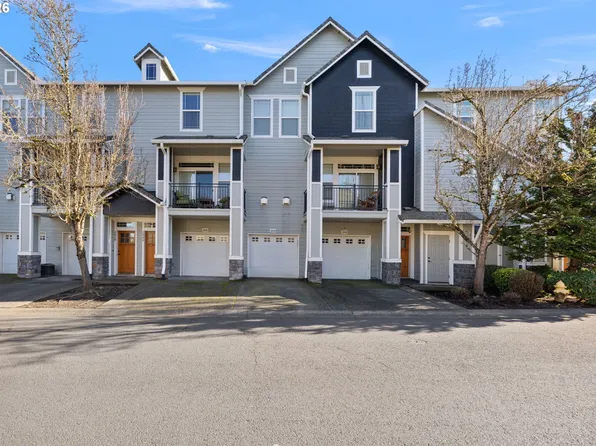 3650 Summerlinn Dr, West Linn, OR 97068