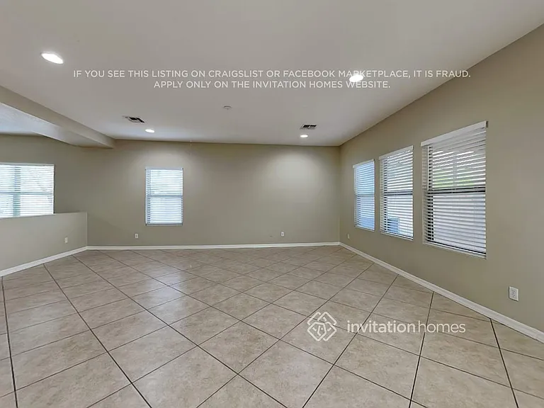 9444 W Wilshire Ave — Photo 6