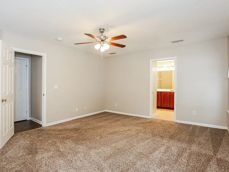 741 Indigo Run Dr — Photo 11