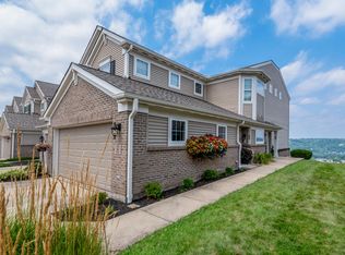 352 Riverbend Dr, Ludlow, KY